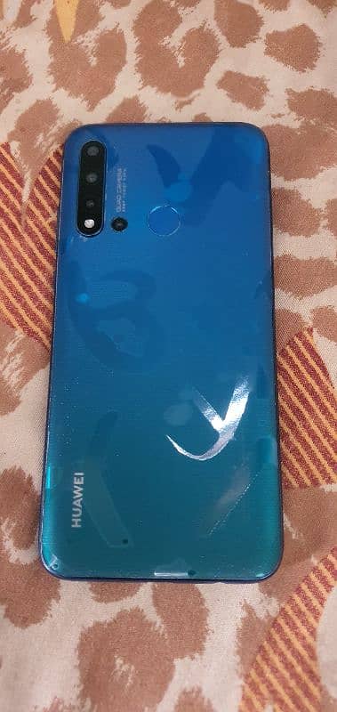 Huawei nova 5i dual dim 4gb 128gb 9.10 condition only phone 3