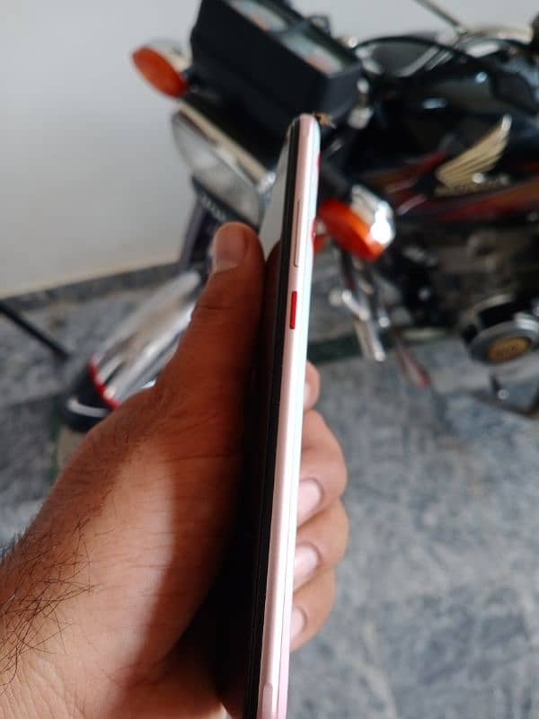 vivo s1 pro with box and original charger 2