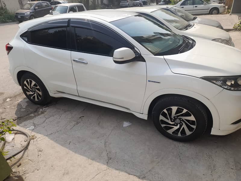 Honda Vezel 2015 Z Model 2016 Registered 2