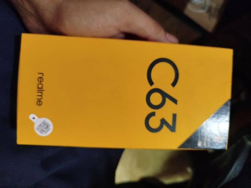 Realme C63 6