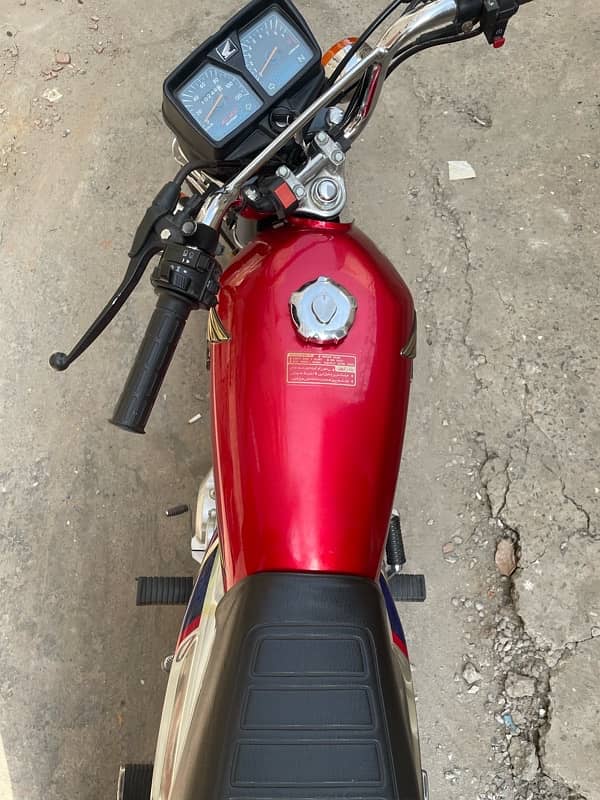 Honda CG125 Self Start Model 2024 4