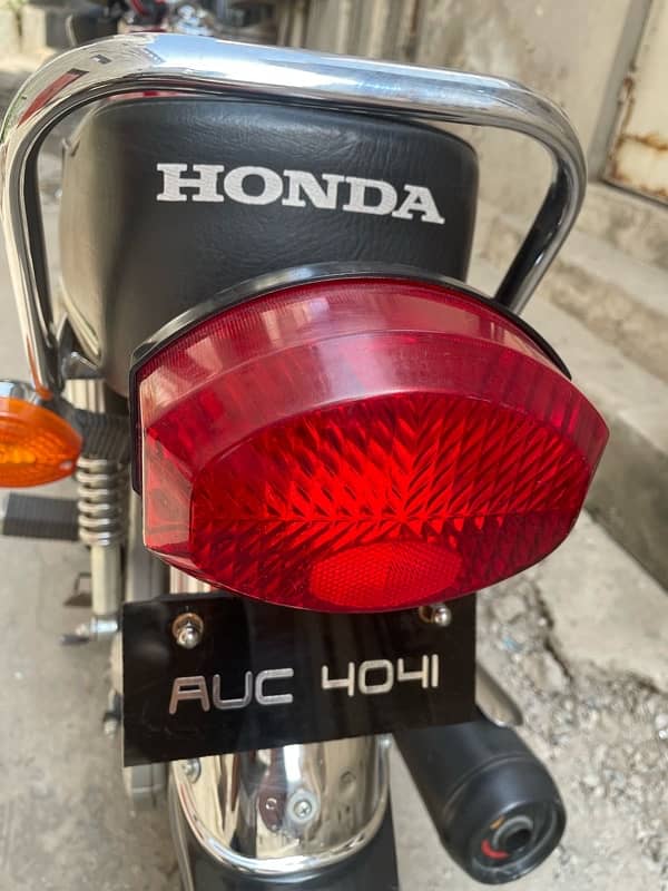 Honda CG125 Self Start Model 2024 5