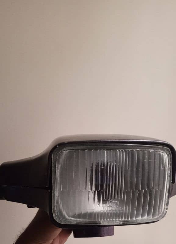 Headlight 1