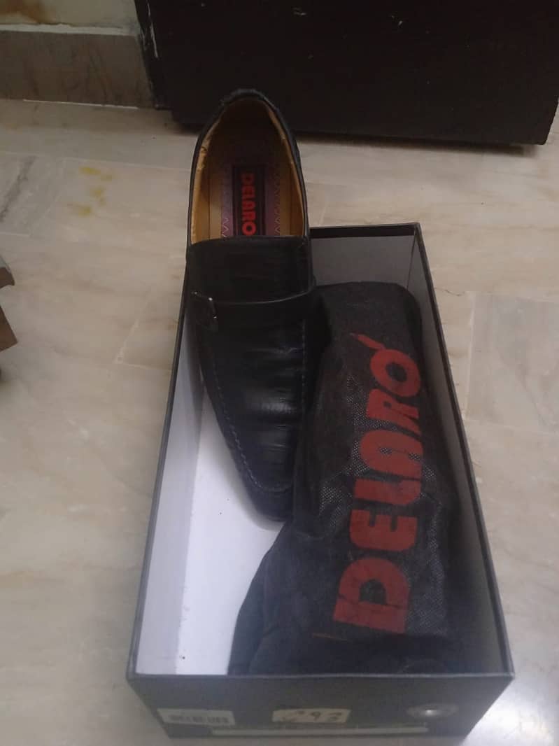 Formal shoes of Delaaro 1