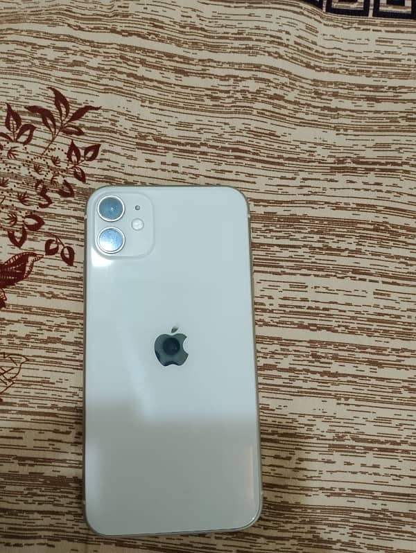 iPhone 11 2