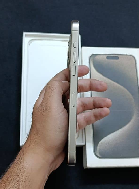 iphone 15 pro max 256gb HK (Pta Approved) Natural Titanium 1