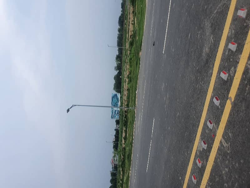 Mughal Estate Offers A Plot For Sale 9