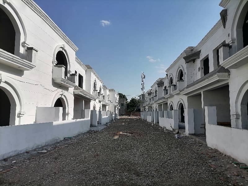 Ideal House In Alfalah Town Available For Rs. 24000000 5