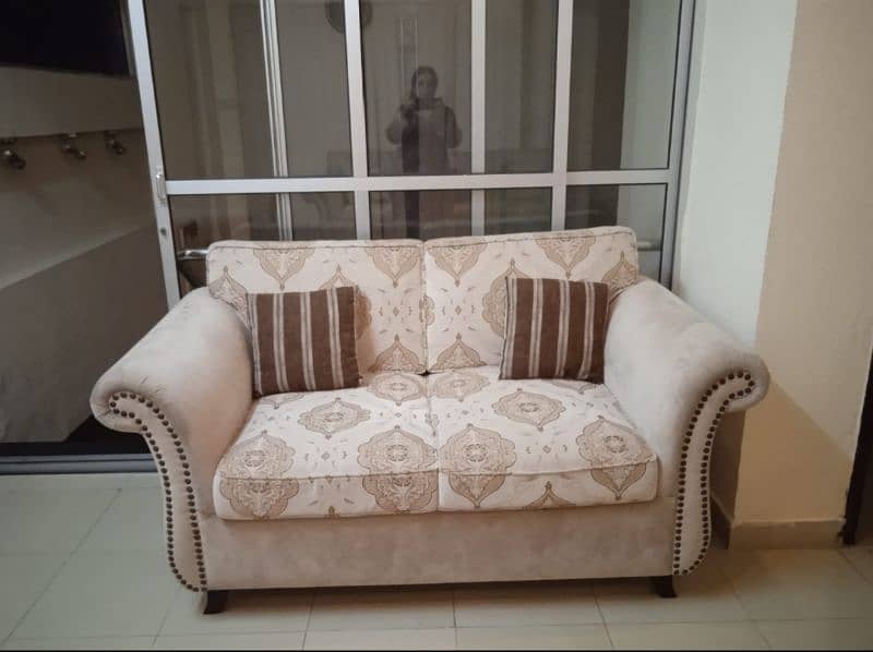 7 SEATER USED SOFA SET FOR SALE IN BAHRIA TOWN RAWALPINDI 1