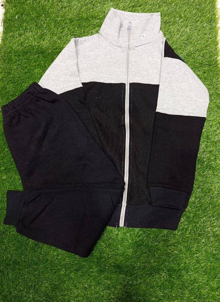 2 PCS boy's fleece plain tracksuit 1