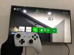 XBOX ONE S 1TB + 1 CONTROLLER + ACCESSORIES + BOX