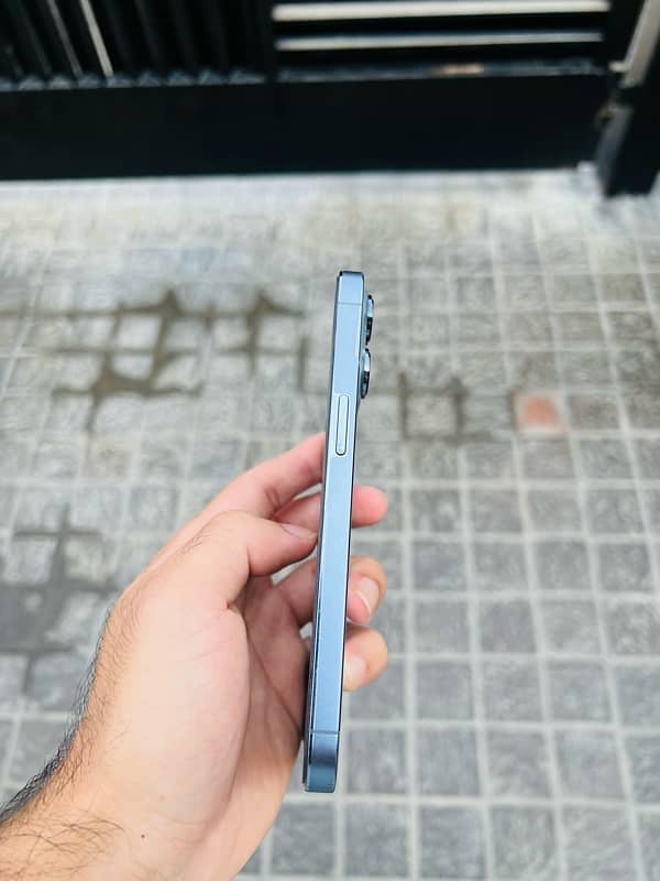 Iphone 13 pro 256gb factory unlock    PRICE FINAL URGENT SALE !!! 2