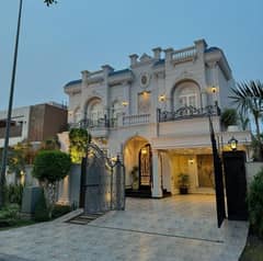 3 Beds Portion Of 1 Kanal Modern Style Upper On Top Location For Rent In DHA Phase 4 Lahore 0