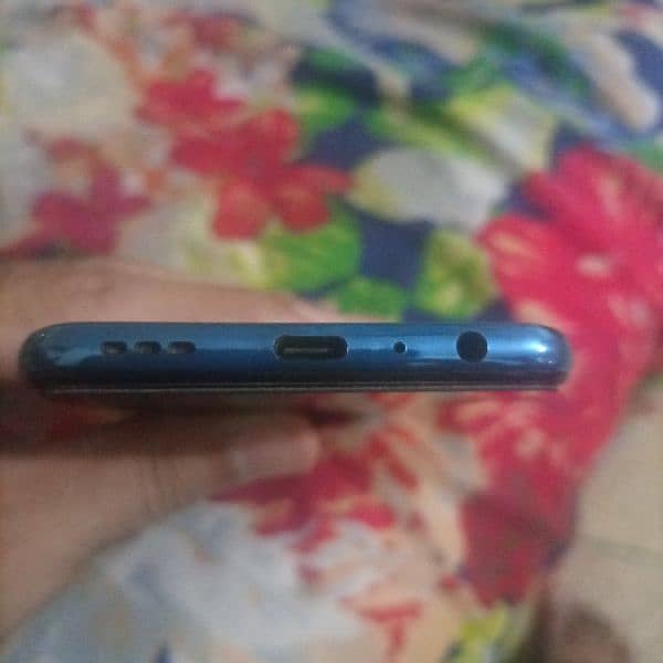 One plus 12 GB ram 256 GB neet condition smart price 3