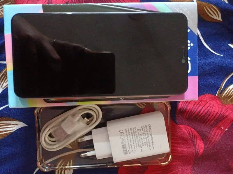 Vivo y85 new condition 10 by 10 4