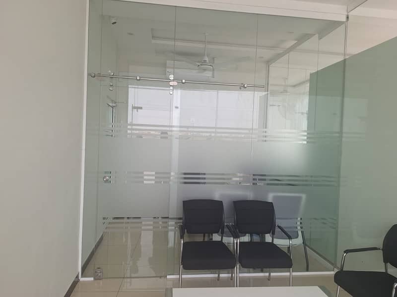 12 mm Glass with slideing door for office use 0