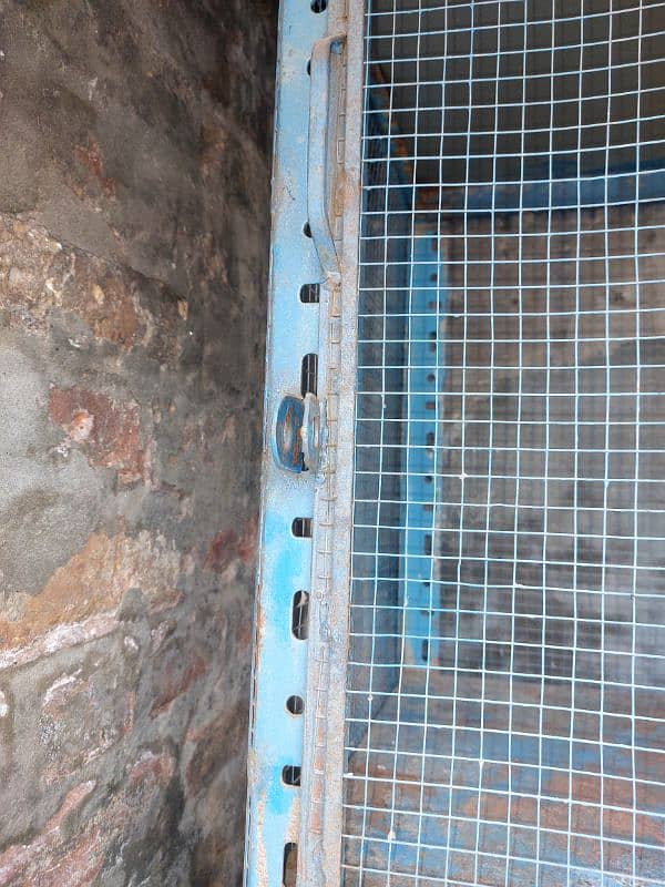 Parrots partition cage for sale 2