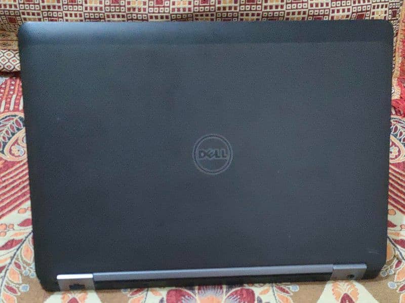 Dell Latitude E7470 Core i5 6th Generation Touch Screen 1