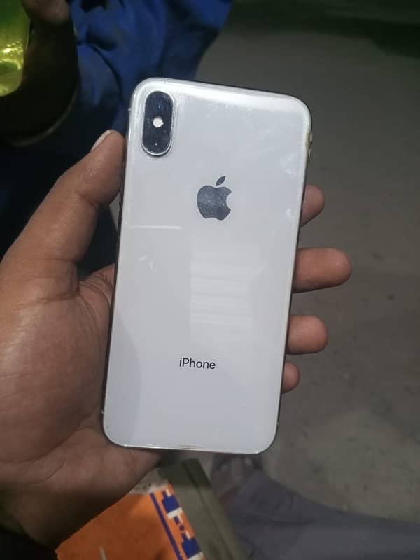 iPhone X by pass 64 gb 75 health 0