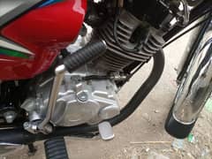 Honda 125 bilkul good condition ma ha