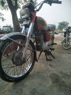 full ok ha bike ma koi kam ni ha tanki tapa ganven ha