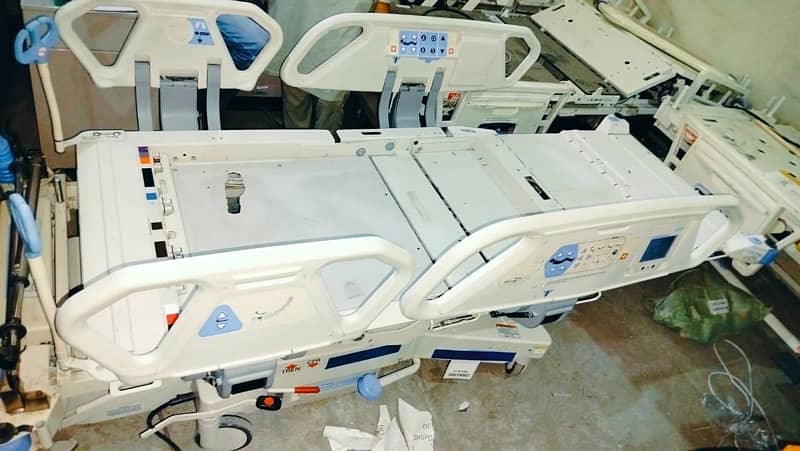 Hospital Equipments Available in Stock 0