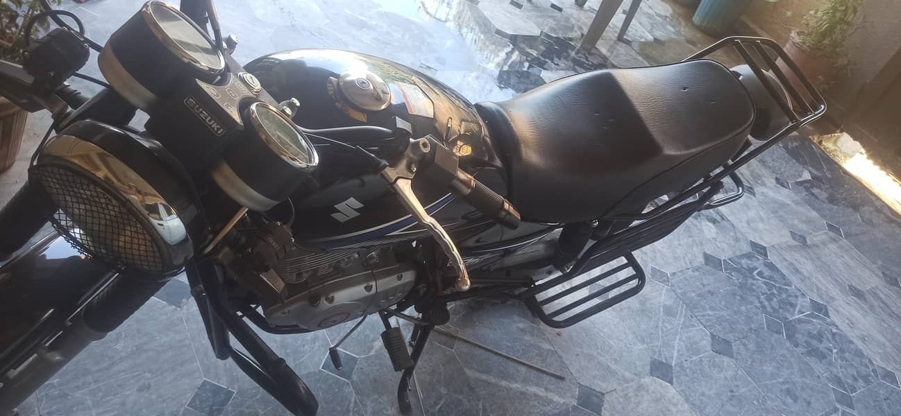 Suzuki GS 150 in very good condition only 12000KM driven 3