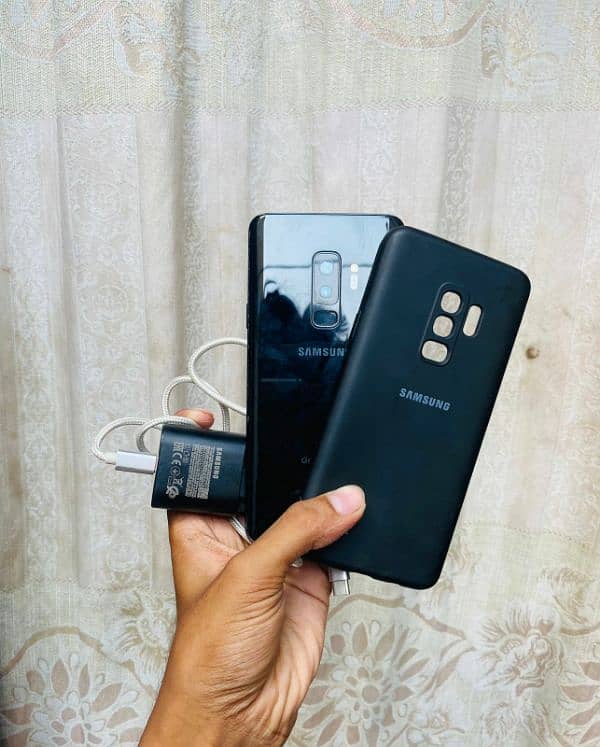 samsung s9plus 6gb ram 64 memory fresh 10/10 display 3