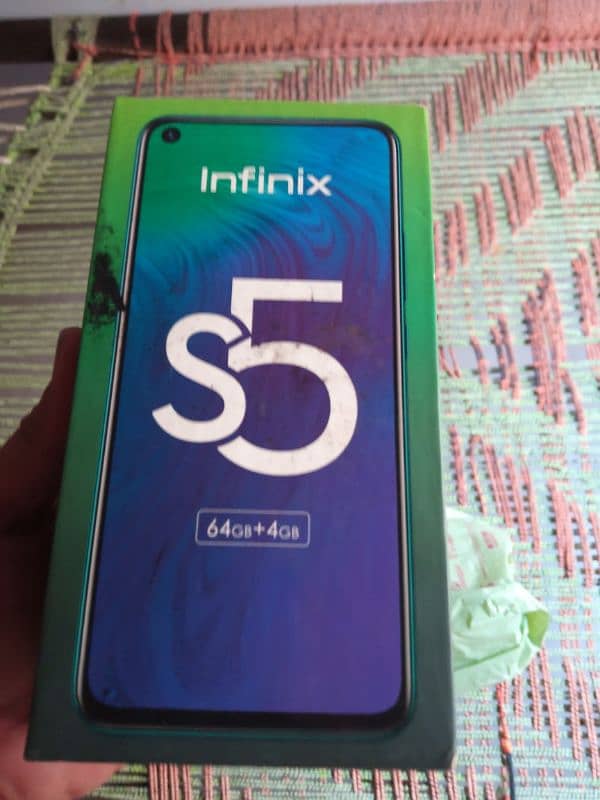 Infinix s5 4/64 3