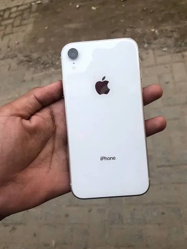 IPHONE XR 64 GB 0