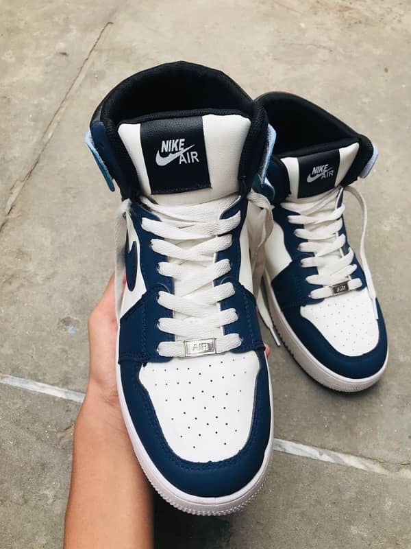 Nike air jordan 1 Hightops blue and white 1