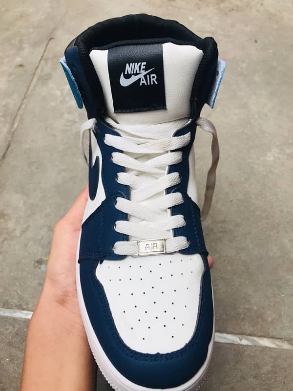 Nike air jordan 1 Hightops blue and white 4