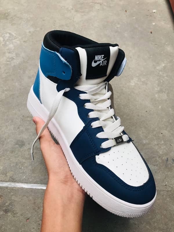 Nike air jordan 1 Hightops blue and white 5