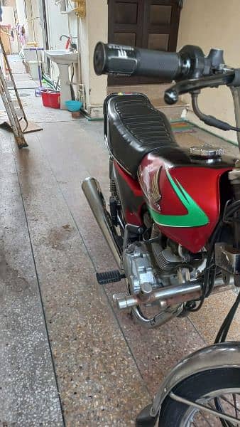 Honda cg125 used for sale with golden number 5