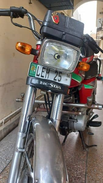 Honda cg125 used for sale with golden number 6