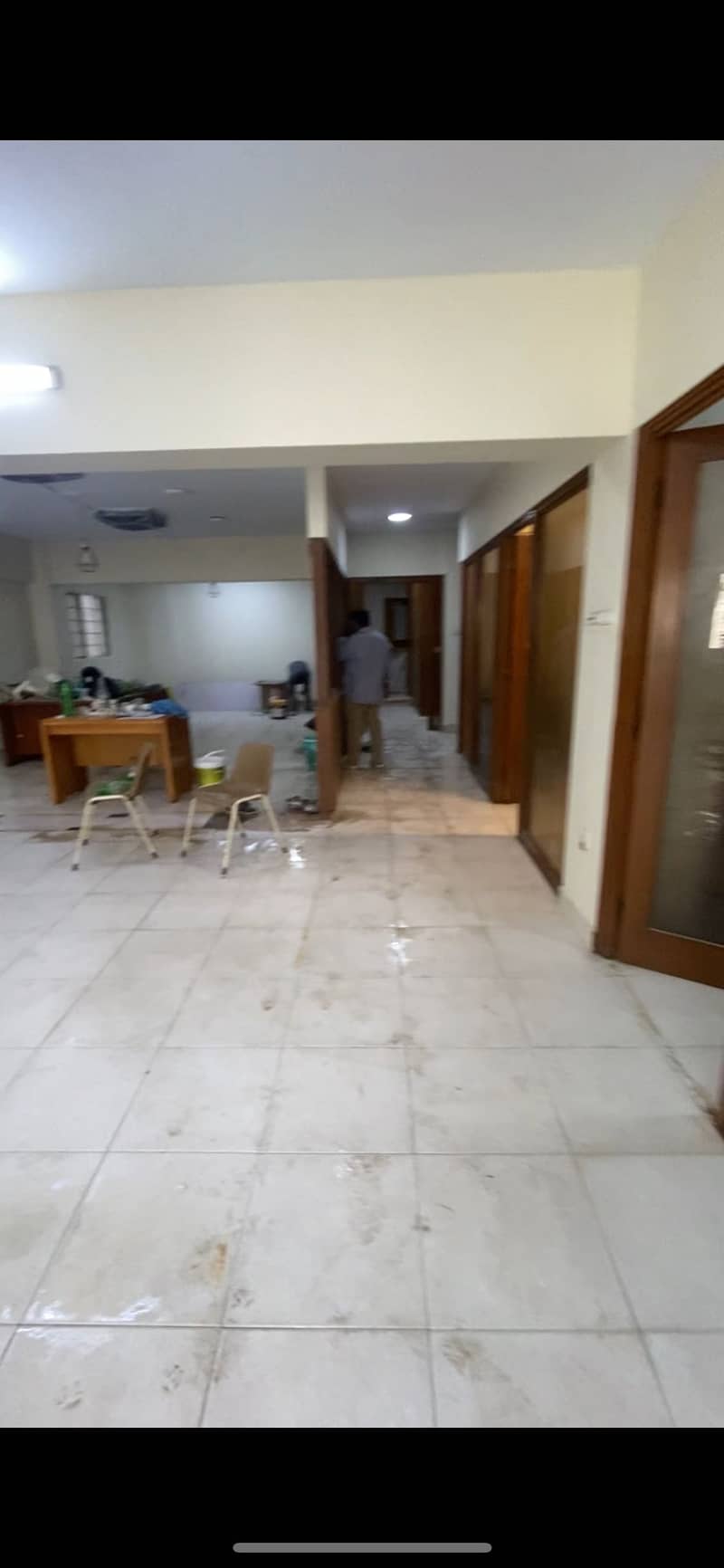 1st Floor Office  With Glass Partition  For Rent 5