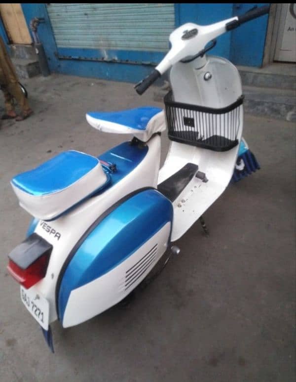 Renew Vespa Italy Italian 150cc 4