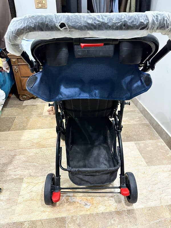 baby stroller by tinnes. 0