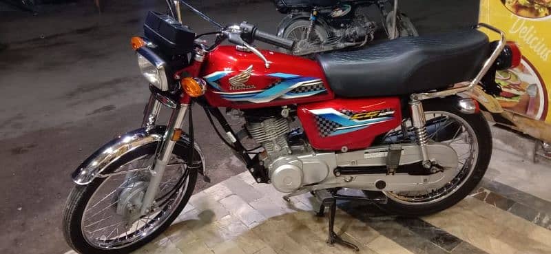 HONDA CG 125CC RED 2024 12