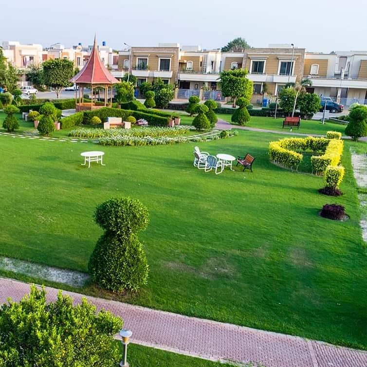 5 Marla Residential Plot (REGISTERY + TRANSFER)Is Available For Sale In E Block  Dream Gardens  Phase 2 Lahore 0