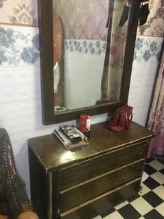 dressing table