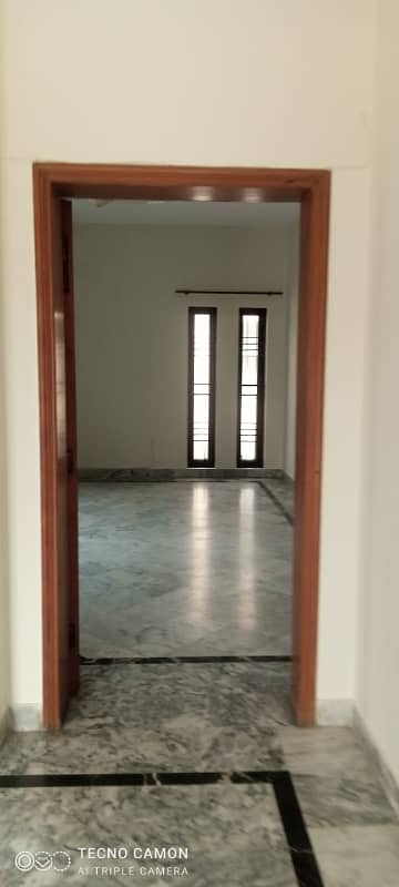 On Rent- 1 Kanal Upper Portion On Top Location For Rent In DHA Phase 3 Lahore DHA Phase 3, DHA Defence, Lahore, Punjab 3