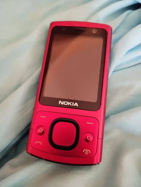 Nokia 6700s 12