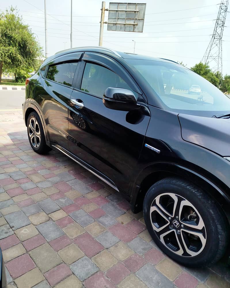 Honda Vezel 2016 Full Option Z Sensing 2