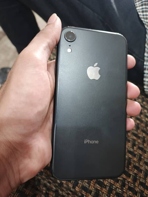 iPhone XR jv 64GB 3