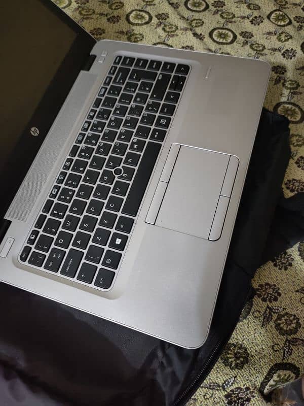 Hp A10 i5 7th generation Generation laptop in brand new scratchless 4