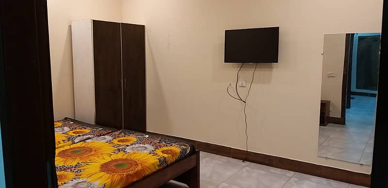 Fully Furnished First Floor for Rent 14