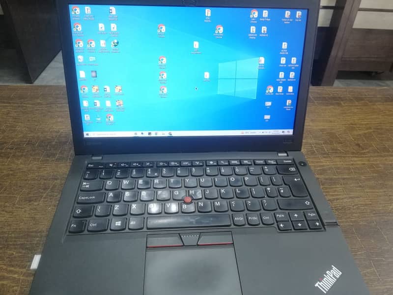 Lenovo X260 i5 6th Gen 8 GB RAM 256 SSD 3