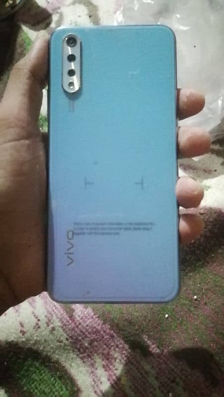 vivo s1 8 256 03061800989 whatsapp pr rapta kro 1