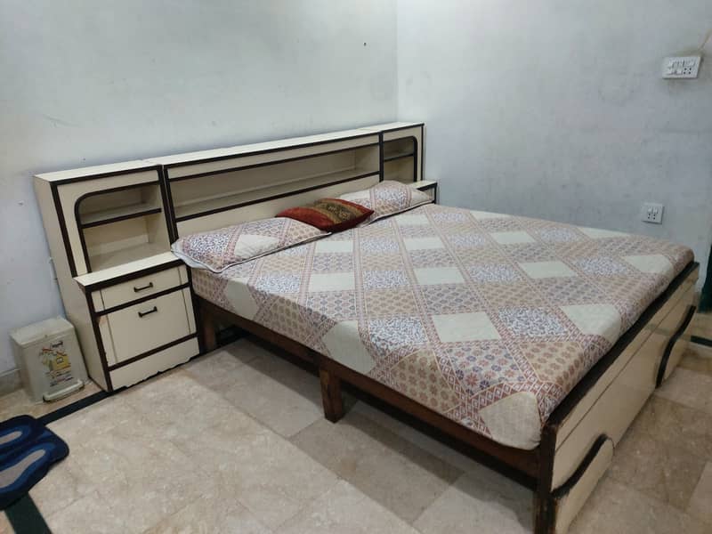 very sold bed in low price . . 2